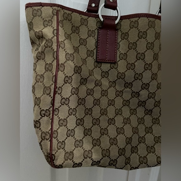 PRICE DROP- 💯 Authentic Gucci Women’s GG Canvas Tote Bag GG Canvas Beige,Red - Picture 4 of 14